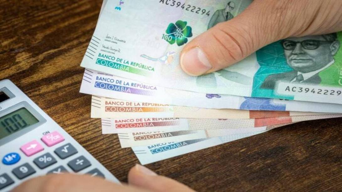 La línea de crédito está dirigida a personas naturales y jurídicas de todos los sectores económicos, clasificadas como micro, pequeñas y medianas empresas.