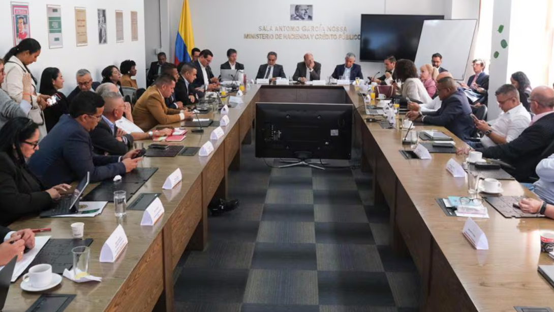Según los gobernadores no hubo acuerdo en reunión con el Gobierno sobre la Emergencia Económica.