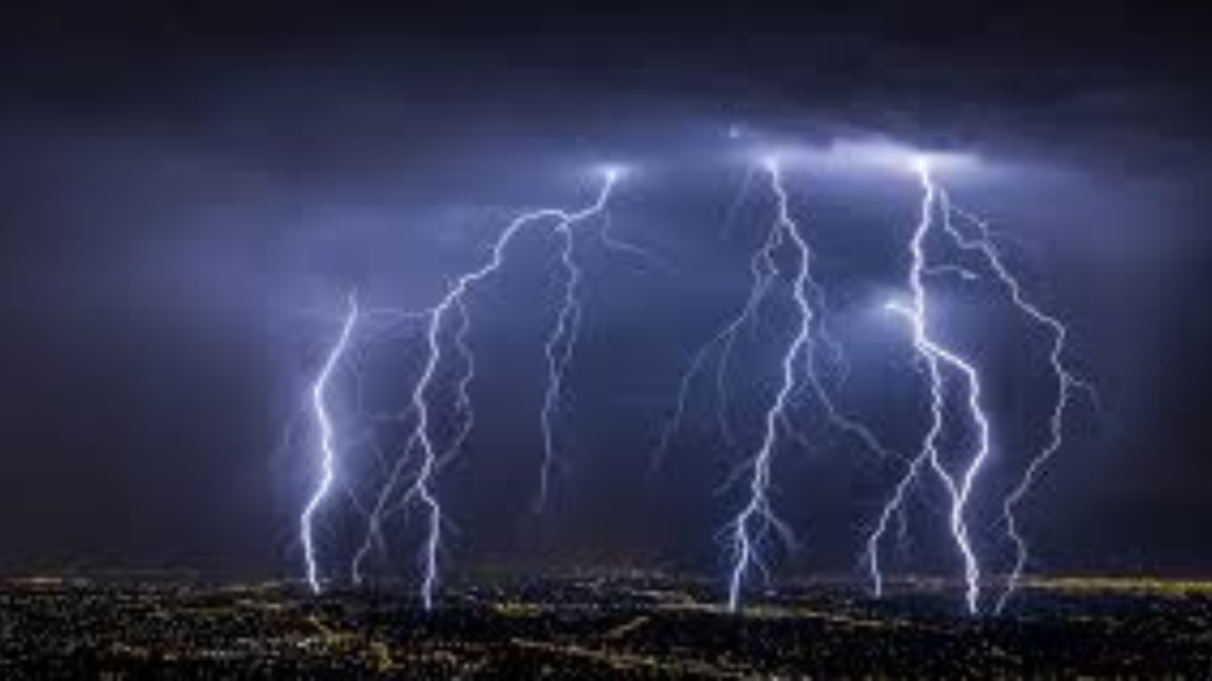 Conizca los riesgos elécttricos en la temporada de lluvias.