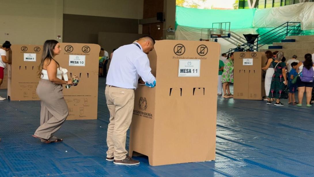 El uso del celular por parte de los ciudadanos solo estará permitido para mostrar al jurado de votación la cédula de ciudadanía digital.