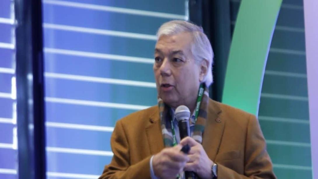 Cesar Ferrari, superintendente financiero.