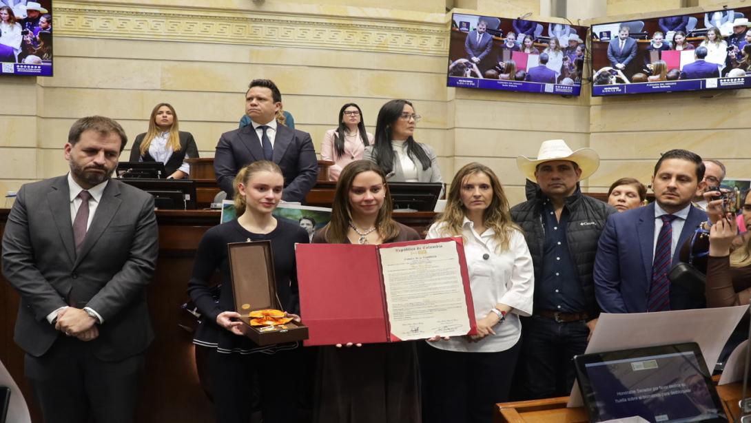 Homenaje a Miguel Uribe Turbay en el Congreso de la República.