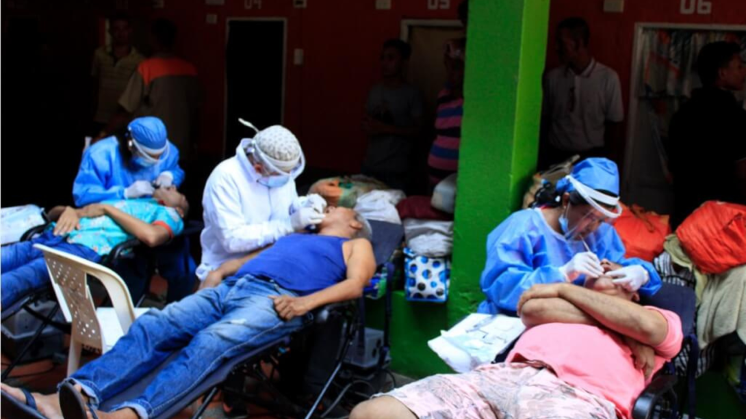 Se establece un plan de transición que permitirá la puesta en marcha gradual del modelo sin afectar la continuidad de los servicios de salud para la población privada de la libertad.