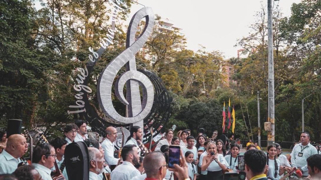 Nuevo monumento "La clave de sol"